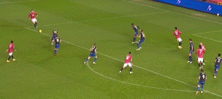 1612305580840025303.gif 世界杯数据分析-【英超】79秒红牌 马夏尔双响 B费1射2传 曼联9比0