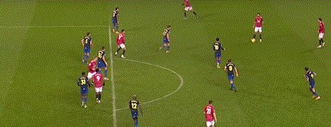 1612305554764051541.gif 世界杯数据分析-【英超】79秒红牌 马夏尔双响 B费1射2传 曼联9比0